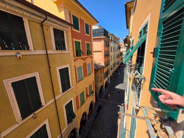 appartamento in vendita a Chiavari in zona Entella