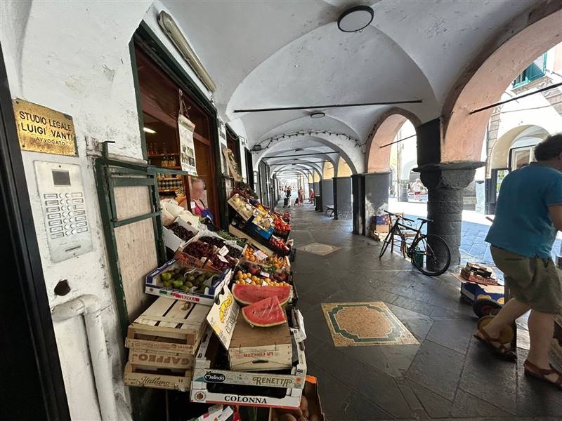 appartamento in vendita a Chiavari in zona Entella