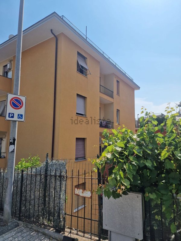 appartamento in vendita a Chiavari in zona Entella