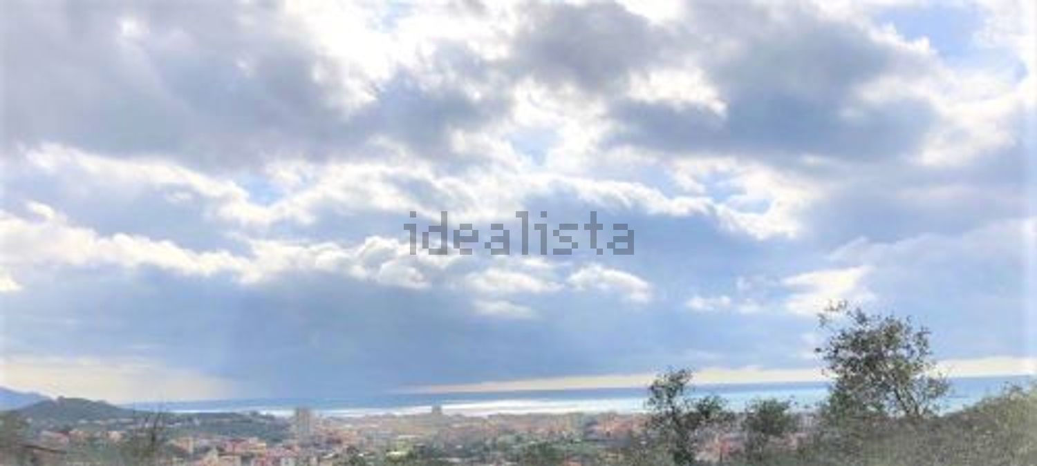 appartamento in vendita a Chiavari in zona Caperana
