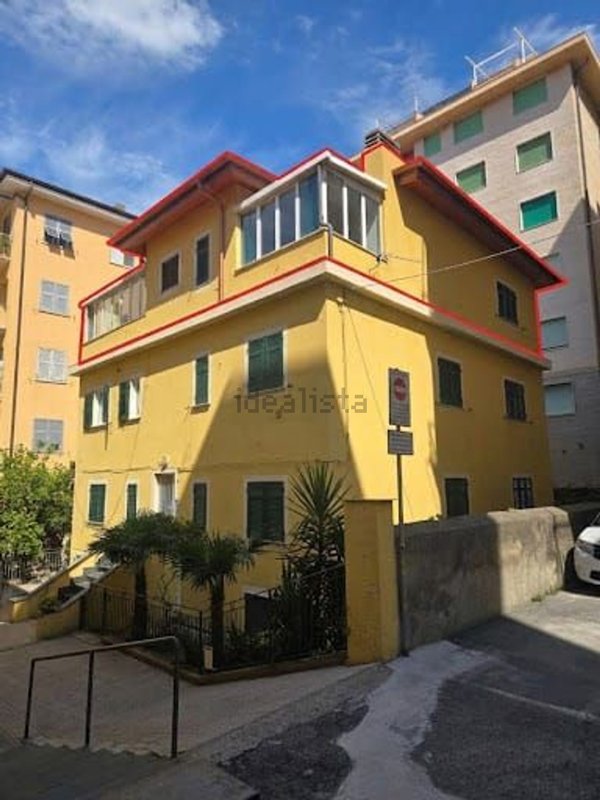 appartamento in vendita a Chiavari in zona Entella
