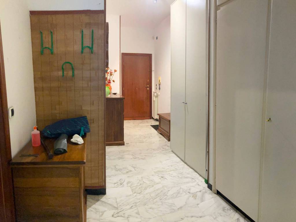 appartamento in vendita a Chiavari in zona Entella