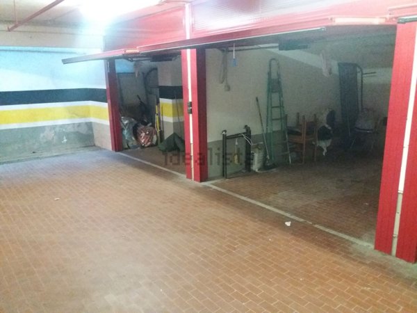 box auto in vendita a Chiavari in zona Entella