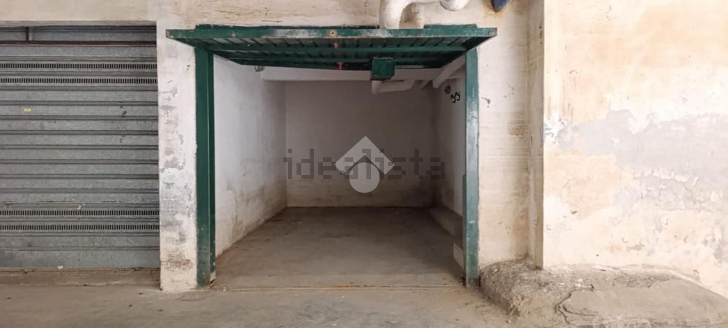 box auto in vendita a Chiavari