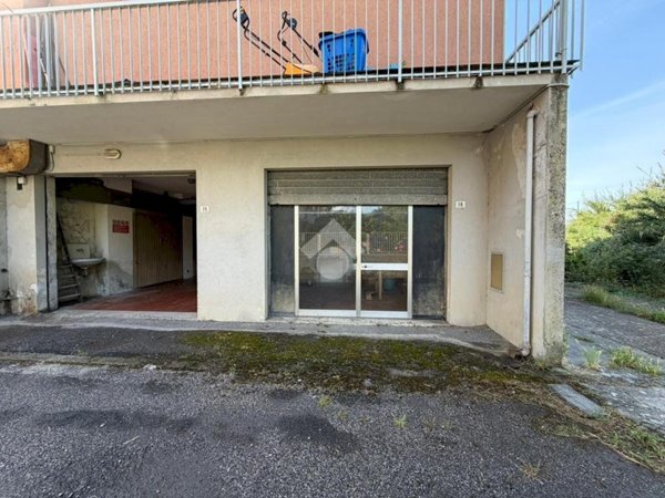 box auto in vendita a Chiavari