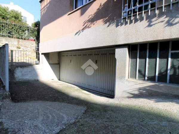 box auto in vendita a Chiavari in zona Entella