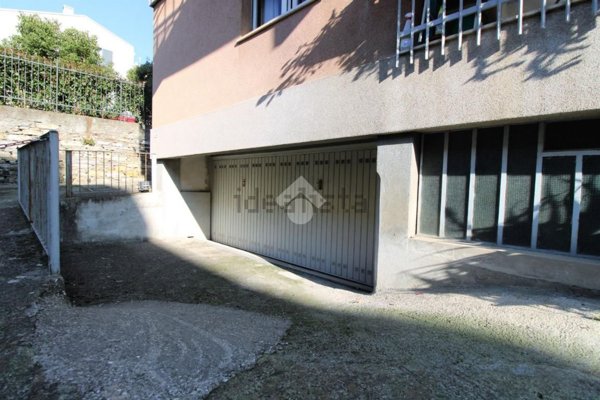 box auto in vendita a Chiavari in zona Entella