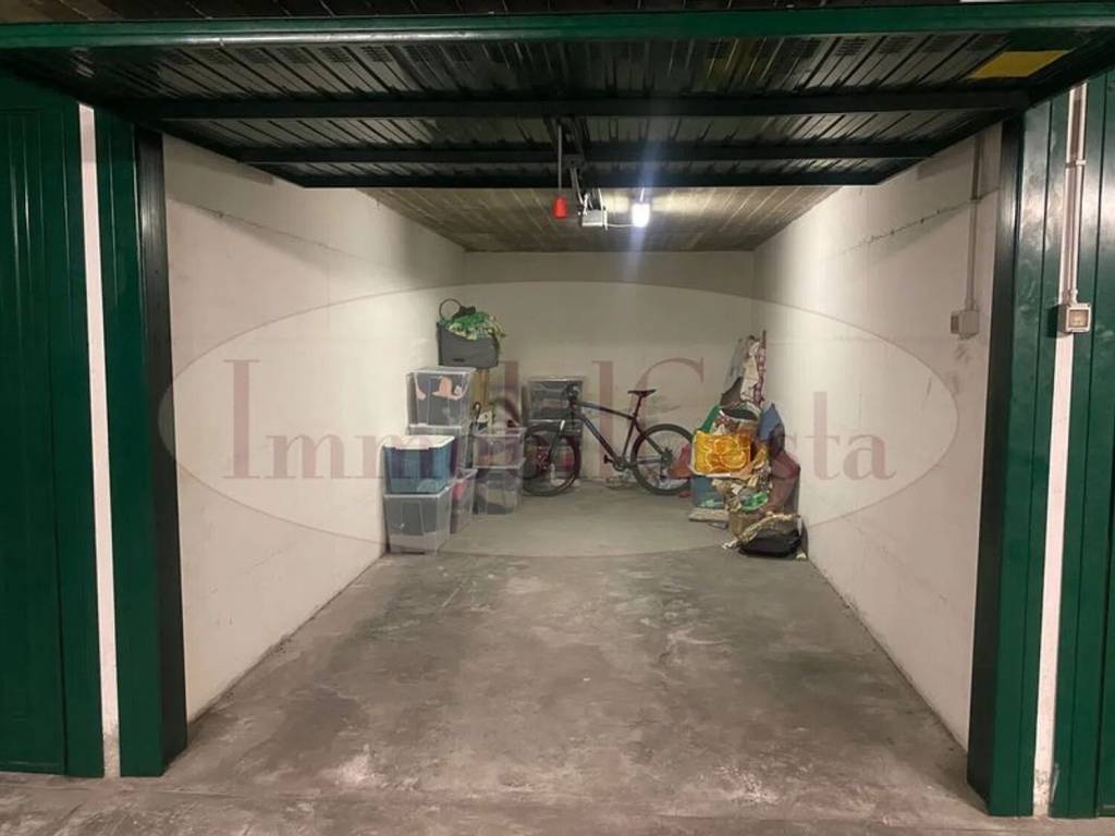 box auto in vendita a Chiavari
