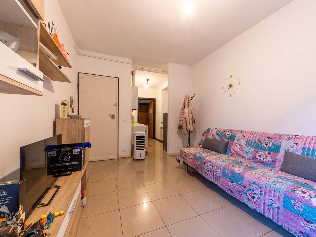 appartamento in vendita a Chiavari in zona Caperana