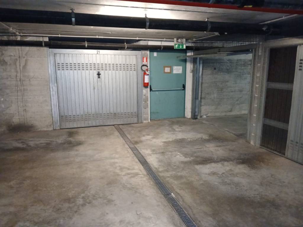 box auto in vendita a Chiavari