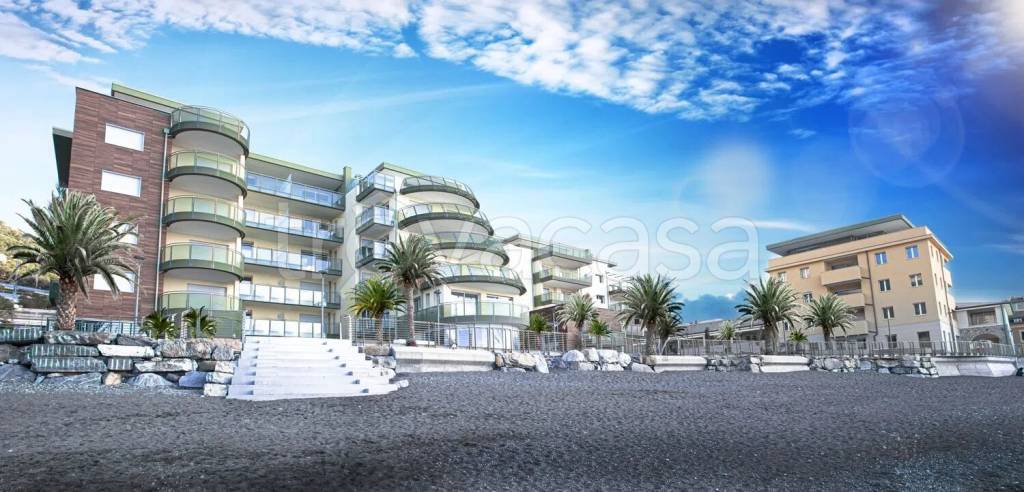 appartamento in vendita a Chiavari in zona Entella