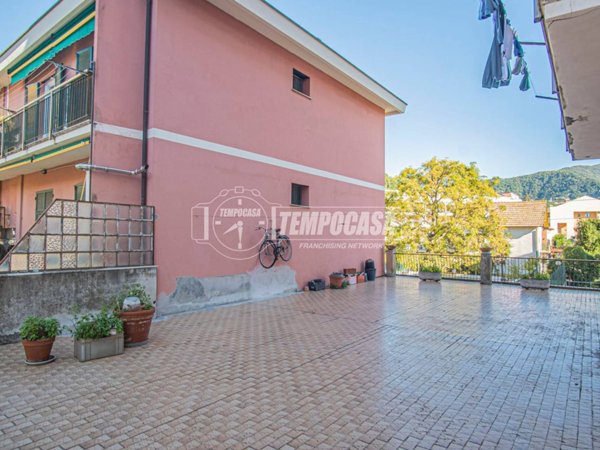 appartamento in vendita a Chiavari in zona Caperana