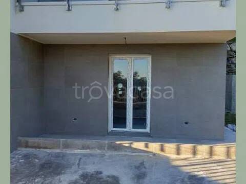 appartamento in vendita a Chiavari in zona Caperana