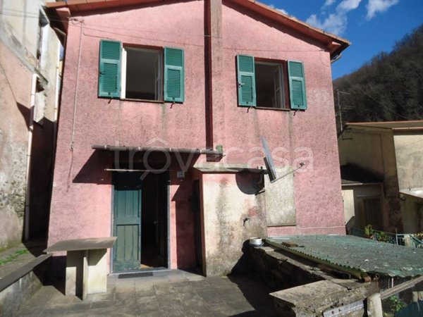 casa indipendente in vendita a Cicagna in zona Monleone