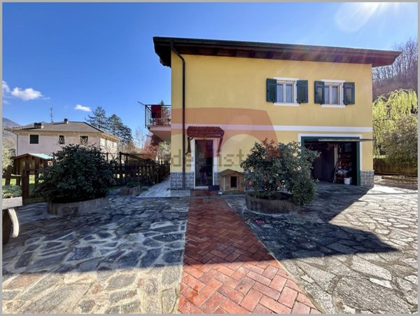 casa indipendente in vendita a Cicagna