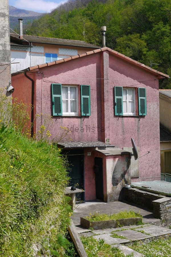 casa indipendente in vendita a Cicagna in zona Monleone