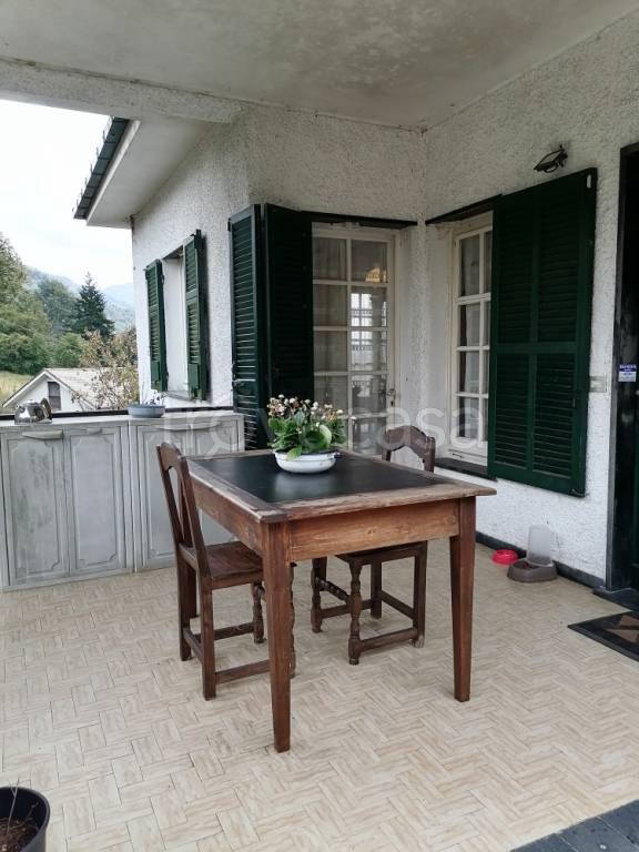 casa indipendente in vendita a Cicagna