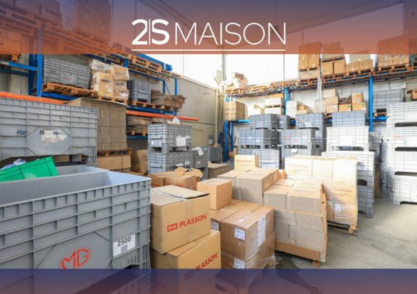 locale commerciale in vendita a Cicagna