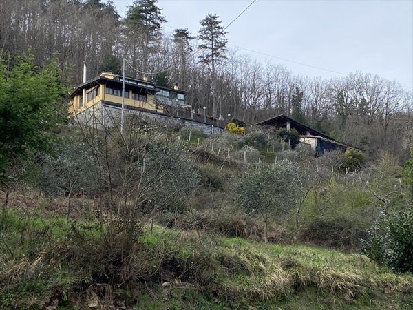 casa indipendente in vendita a Cicagna in zona Piane