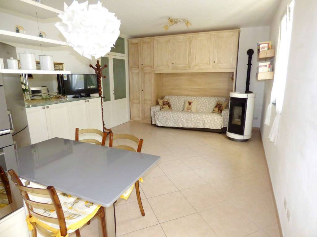 appartamento in vendita a Cicagna in zona Monleone