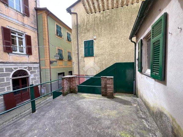 casa semindipendente in vendita a Cicagna