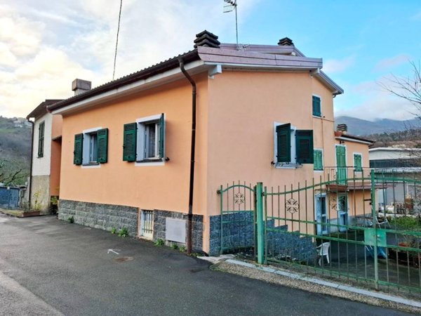 casa indipendente in vendita a Cicagna