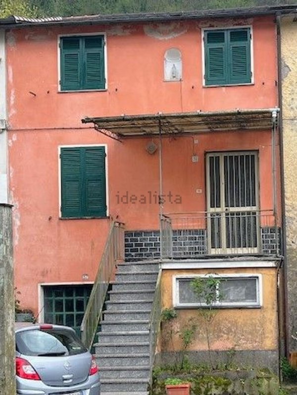 casa indipendente in vendita a Cicagna