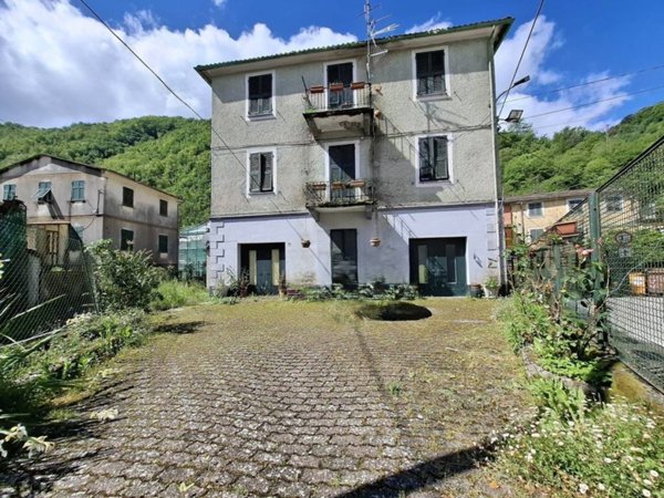casa indipendente in vendita a Cicagna in zona Pianezza
