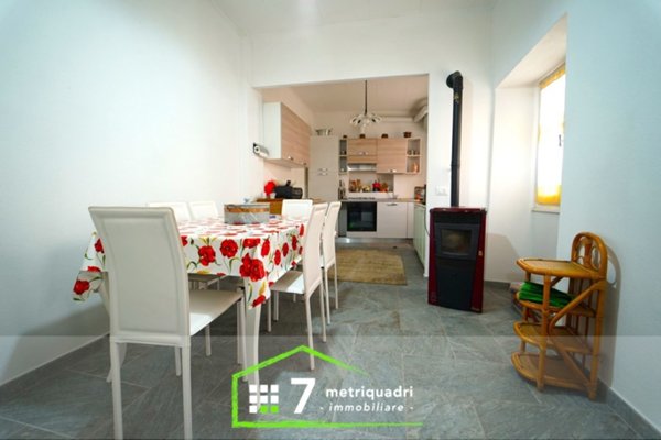 casa semindipendente in vendita a Cicagna