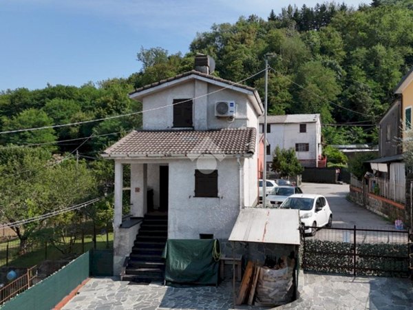 casa indipendente in vendita a Cicagna in zona Cannivella