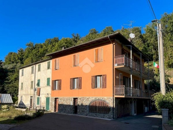 pentavano in vendita a Cicagna in zona Cannivella