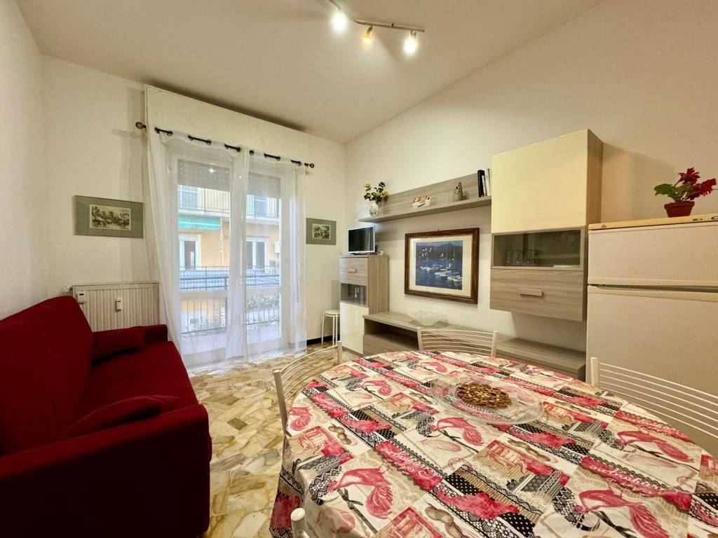 appartamento in vendita a Cogoleto