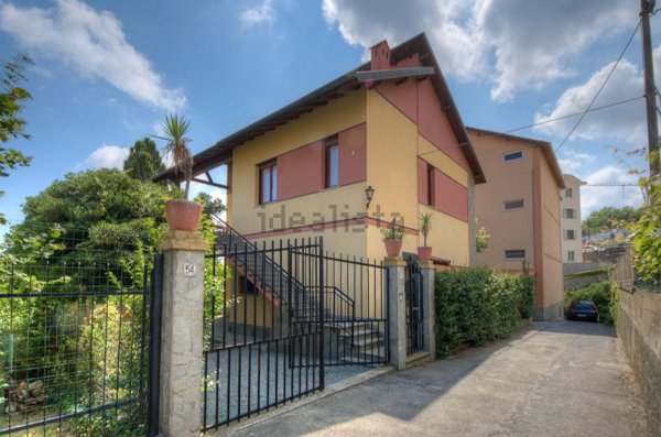 casa indipendente in vendita a Cogoleto in zona Sciarborasca