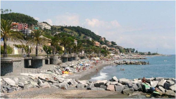 appartamento in vendita a Cogoleto