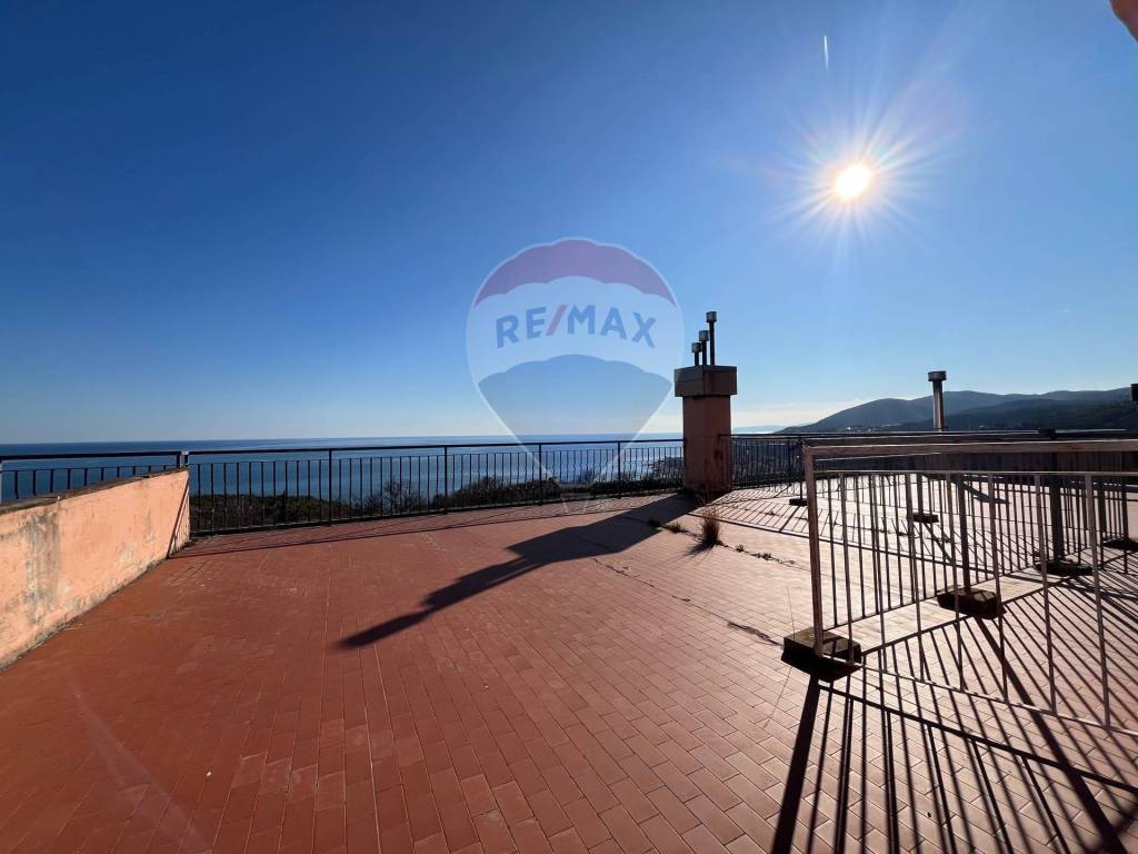 appartamento in vendita a Cogoleto