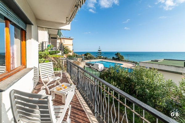 appartamento in vendita a Cogoleto