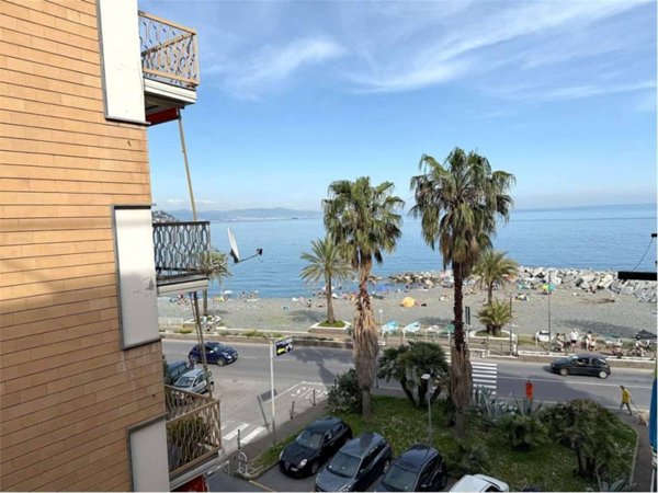 appartamento in vendita a Cogoleto