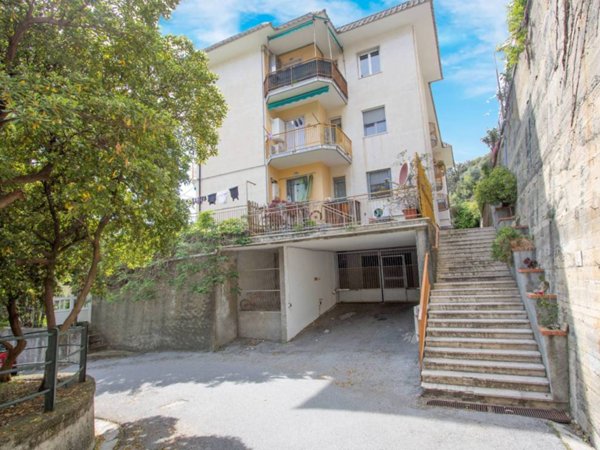 appartamento in vendita a Cogoleto