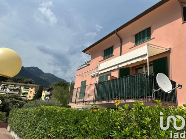 appartamento in vendita a Cogoleto in zona Lerca