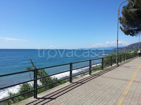 appartamento in vendita a Cogoleto