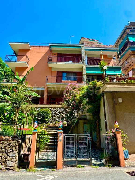 appartamento in vendita a Cogoleto