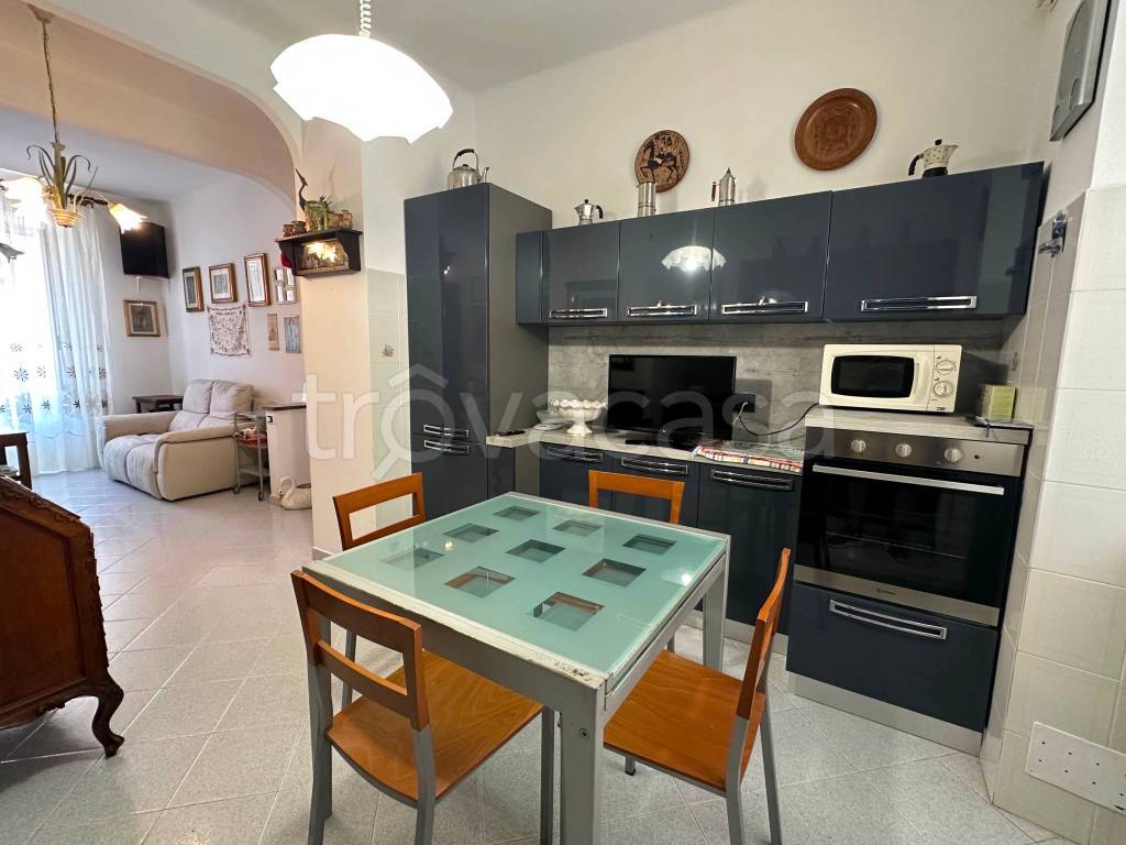 appartamento in vendita a Cogoleto