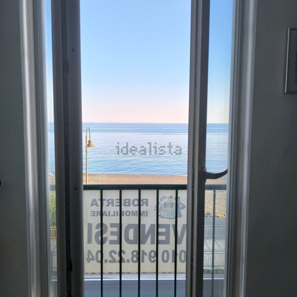 appartamento in vendita a Cogoleto