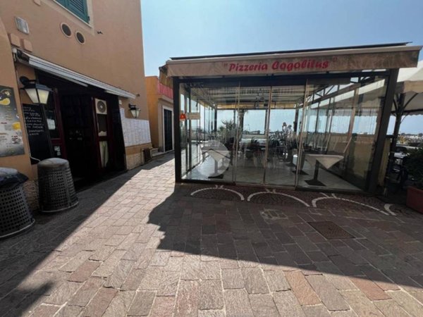 negozio in vendita a Cogoleto