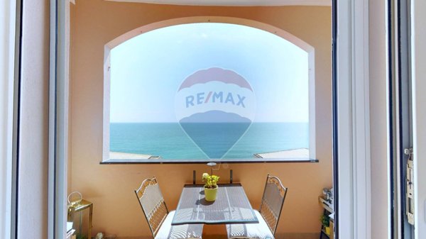 appartamento in vendita a Cogoleto