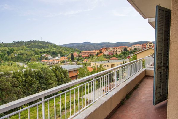 appartamento in vendita a Cogoleto in zona Sciarborasca