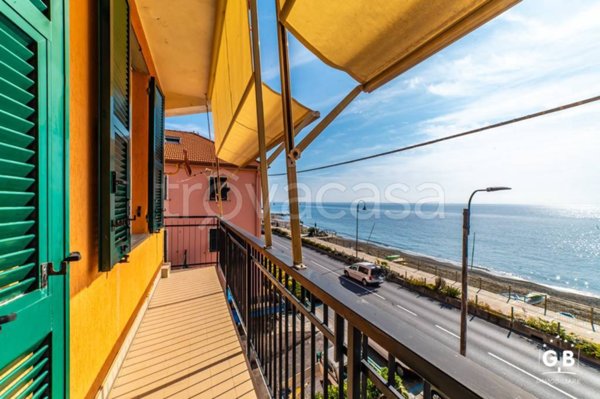 appartamento in vendita a Cogoleto