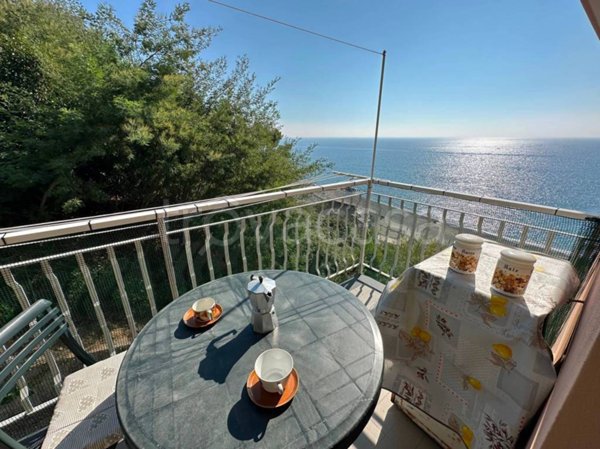 appartamento in vendita a Cogoleto