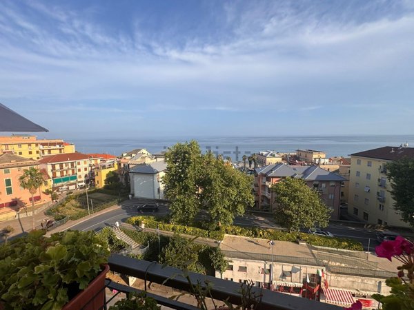 appartamento in vendita a Cogoleto