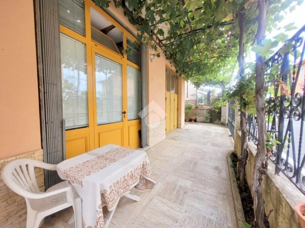 appartamento in vendita a Cogoleto in zona Sciarborasca